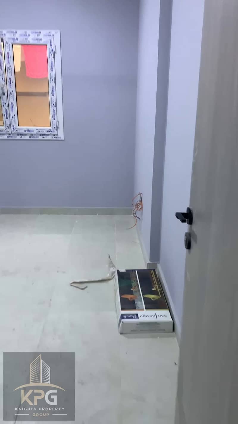 8 apartment_04. jpg