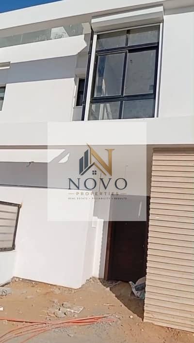 3 Bedroom Townhouse for Sale in New Cairo, Cairo - 7a05e096-7af3-4c3c-b5cb-c6f8dabcfc44. jpg 3 Bedroom Townhouse for Sale in New Cairo, Cairo - 7a05e096-7af3-4c3c-b5cb-c6f8dabcfc44. jpg