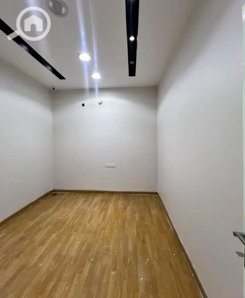 3 Image 16. jpeg