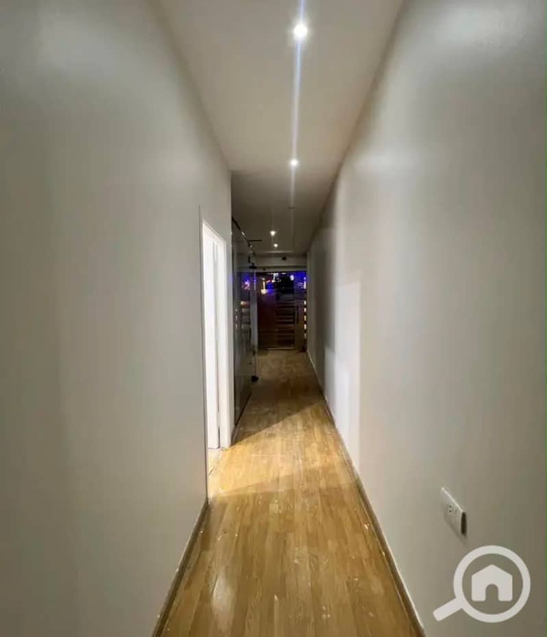 4 Image 15. jpeg