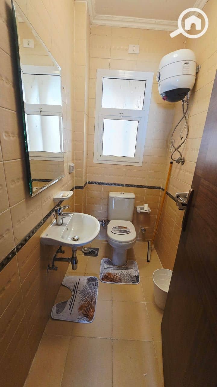 6 1000453179. jpg