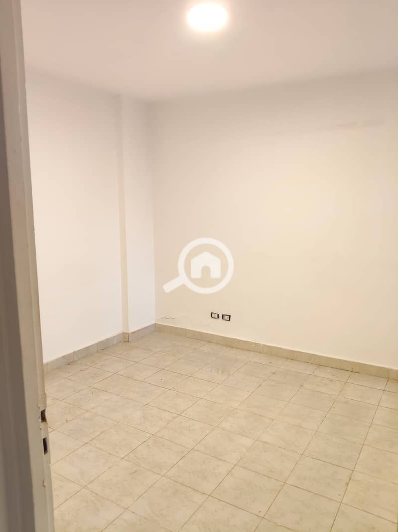9 643099. jpg