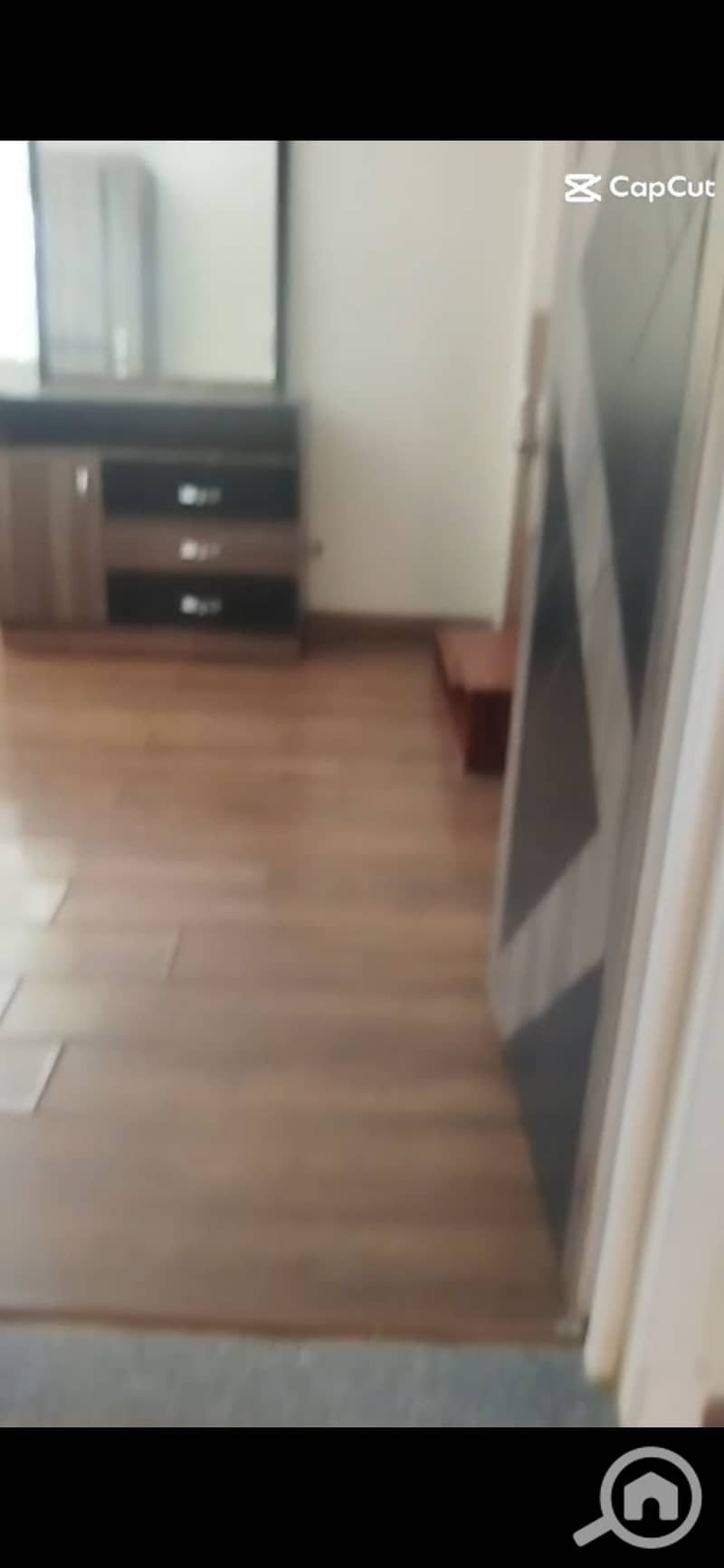 4 1000773178. jpg
