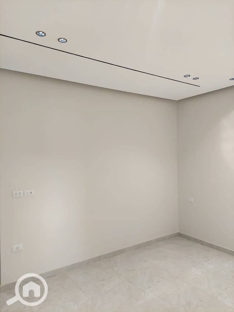 8 1000317251. jpg