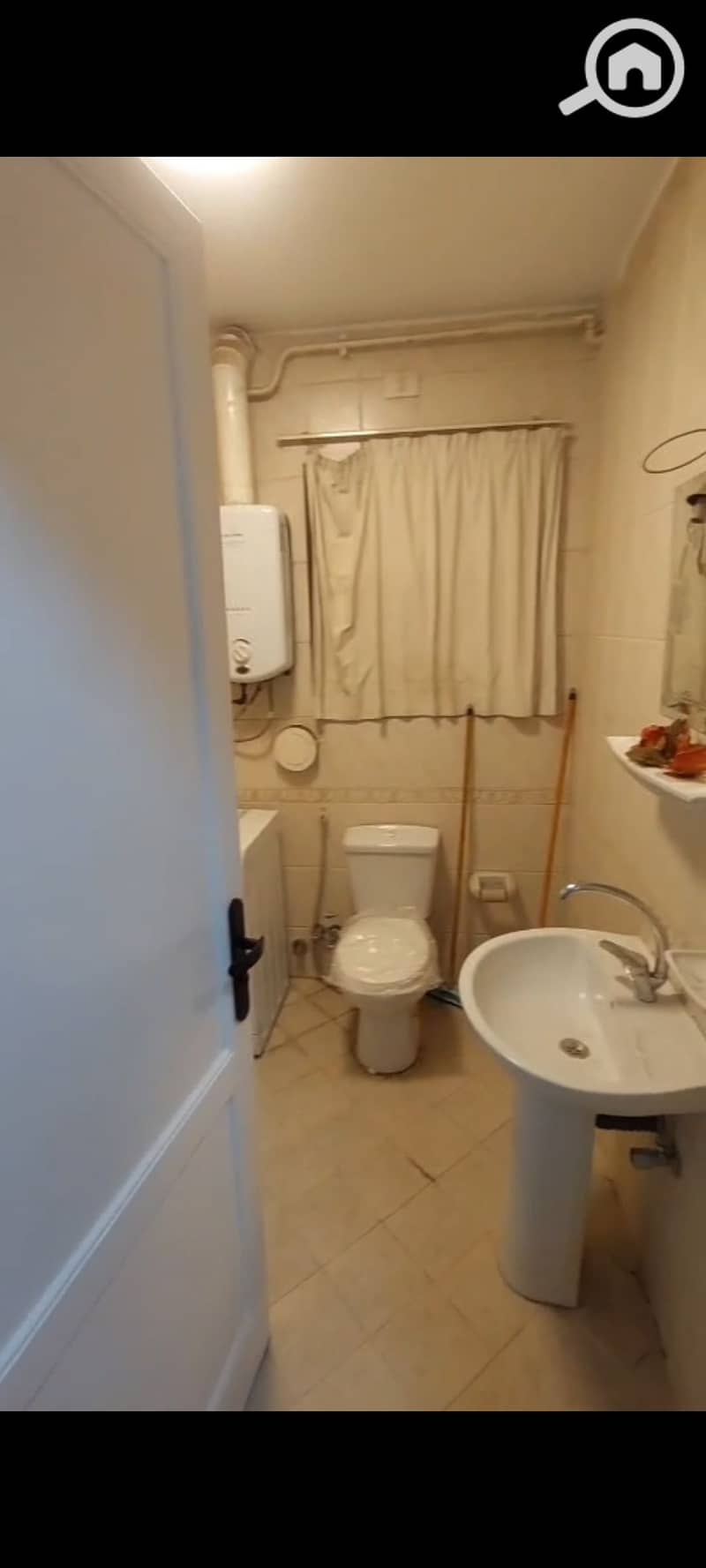 6 1000817522. png