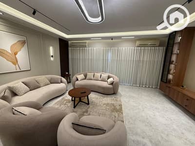 فلیٹ 4 غرف نوم للايجار في المهندسين، الجيزة - 1000507944. jpg فلیٹ 4 غرف نوم للايجار في المهندسين، الجيزة - 1000507944. jpg