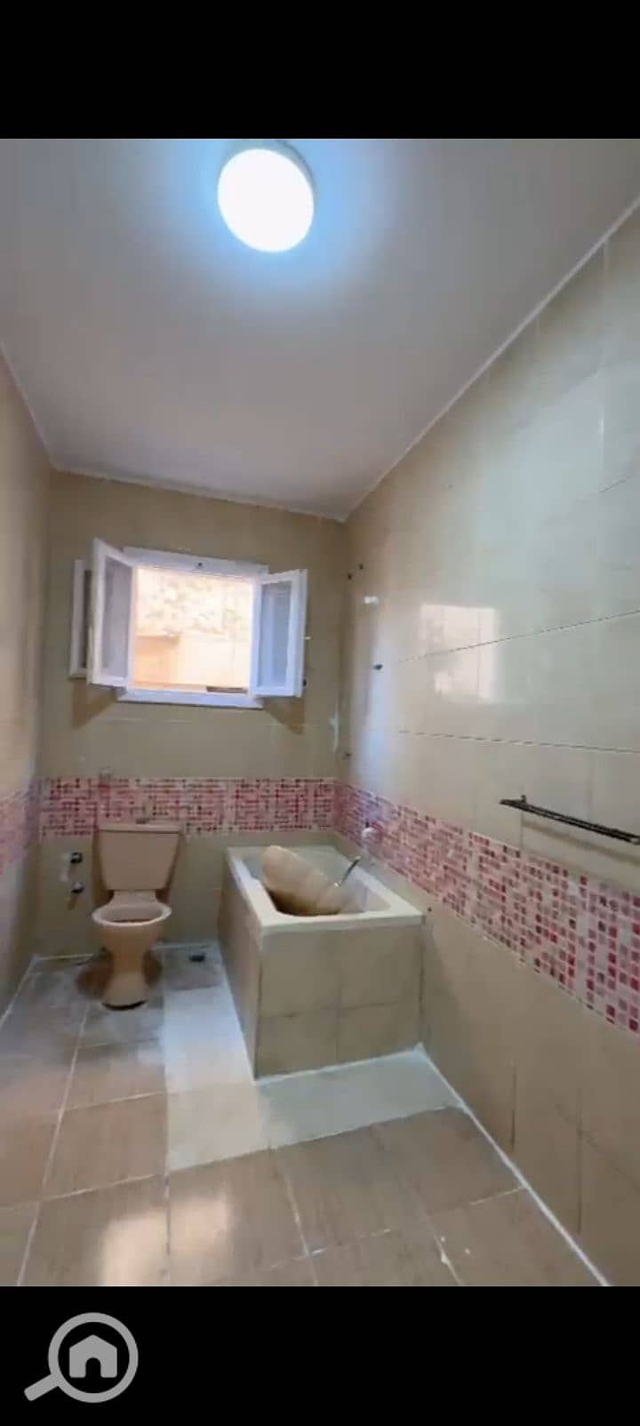 8 1001108380. jpg