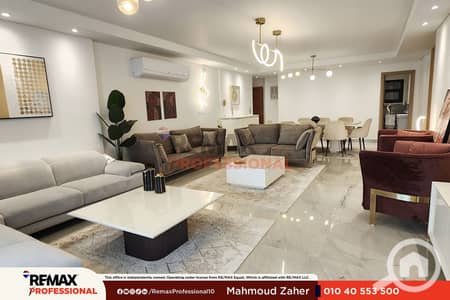 فلیٹ 4 غرف نوم للبيع في سموحة، الإسكندرية - 4. png