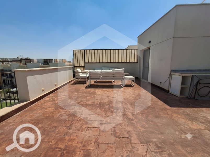4 Courtyard Sodic 4. jpg