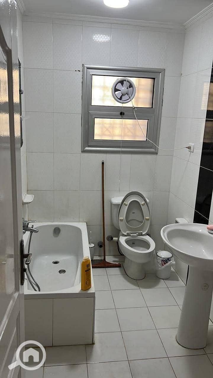 5 1000381229. jpg