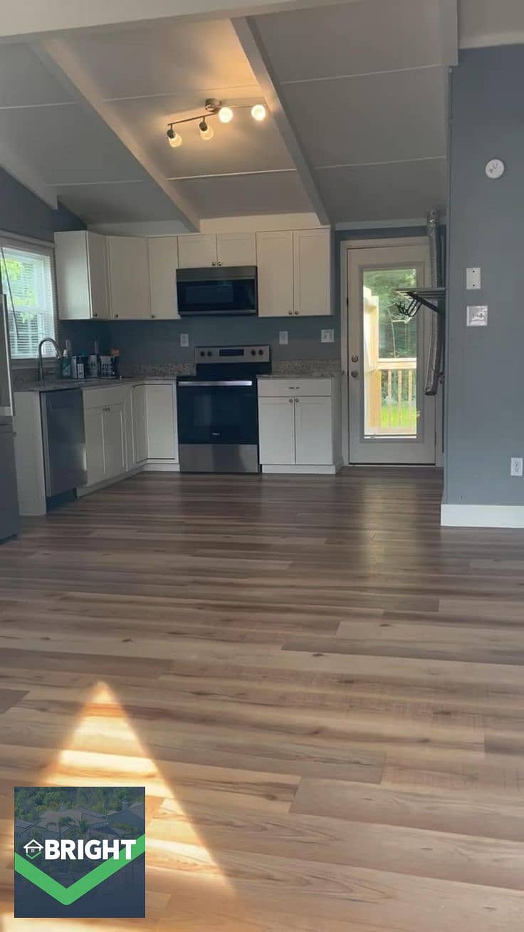 9 Finished renovations on apartment_. jpeg