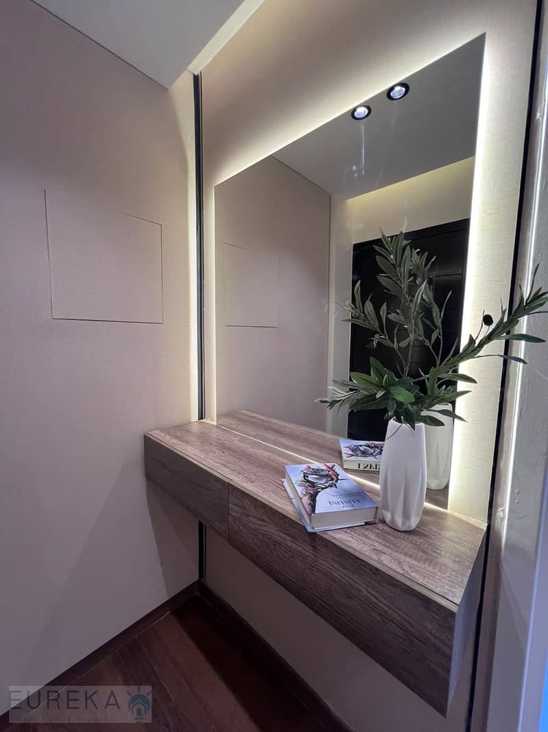 7 890a3d68-1a75-40dc-a6a7-14bcb0f58ded. jpg