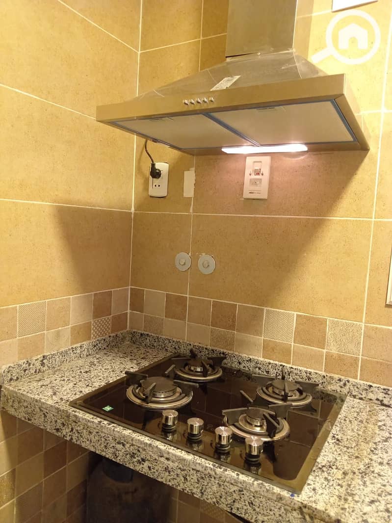 16 units-58511788269755. jpg