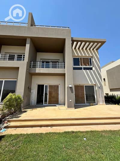 4 Bedroom Twin House for Sale in Sheikh Zayed, Giza - 810da283-1281-4e02-9e05-55cbfd2bbffd. jpg 4 Bedroom Twin House for Sale in Sheikh Zayed, Giza - 810da283-1281-4e02-9e05-55cbfd2bbffd. jpg