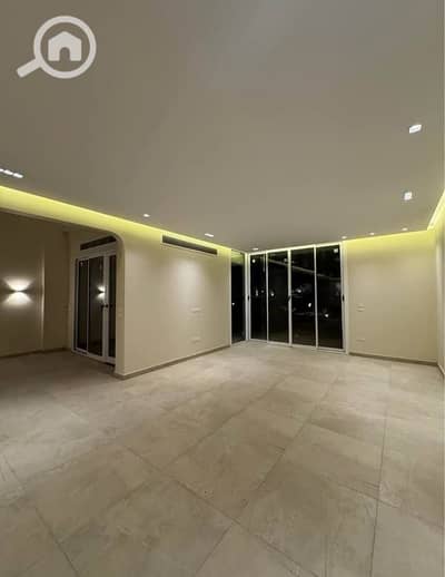 4 Bedroom Apartment for Sale in Sheikh Zayed, Giza - 595166809_1705390997106308_2896118155894968815_n. jpg