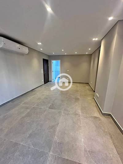 3 Bedroom Apartment for Sale in Sheikh Zayed, Giza - 770937820_924526247363010_1389533021947159222_n. jpg