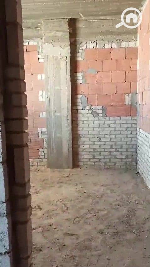 10 WhatsApp Video 2026-01-14 at 11.42. 15 AM - frame at 0m5s. jpg