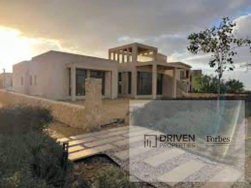 3 one story villa o west (9). jpg
