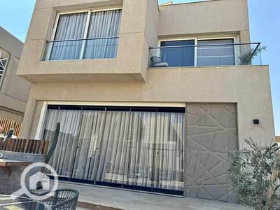 3 Bedroom Villa for Sale in New Cairo, Cairo - 803102768_1607039980765494_5662602801606240900_n. jpg 3 Bedroom Villa for Sale in New Cairo, Cairo - 803102768_1607039980765494_5662602801606240900_n. jpg