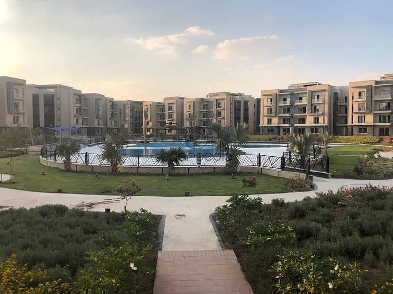 4 Galleria-moon-Valley001New-Cairo-1. jpeg