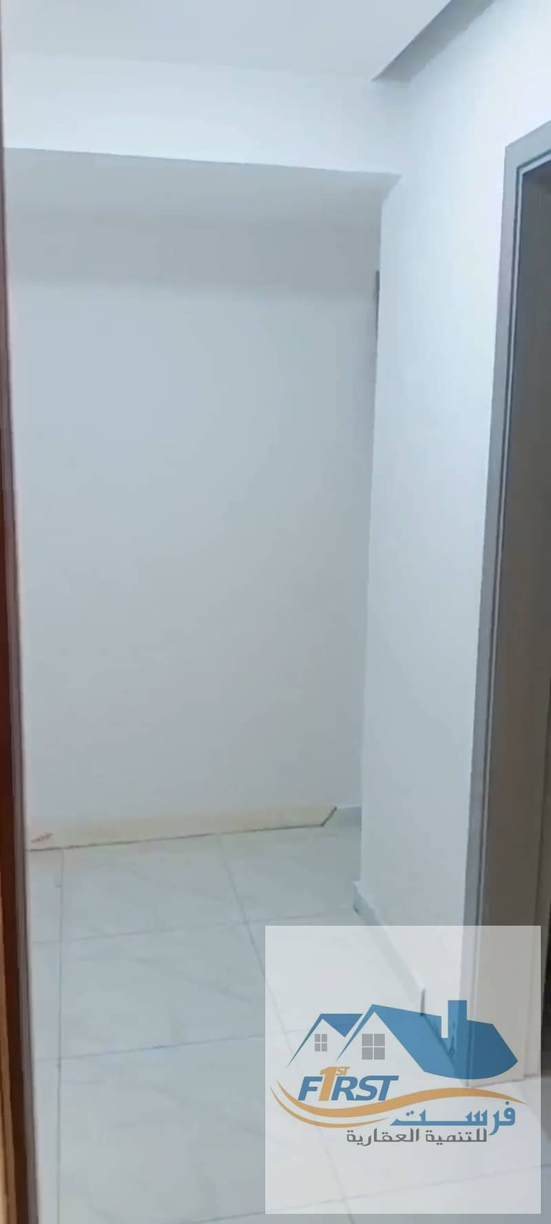 12 1000327241. jpg