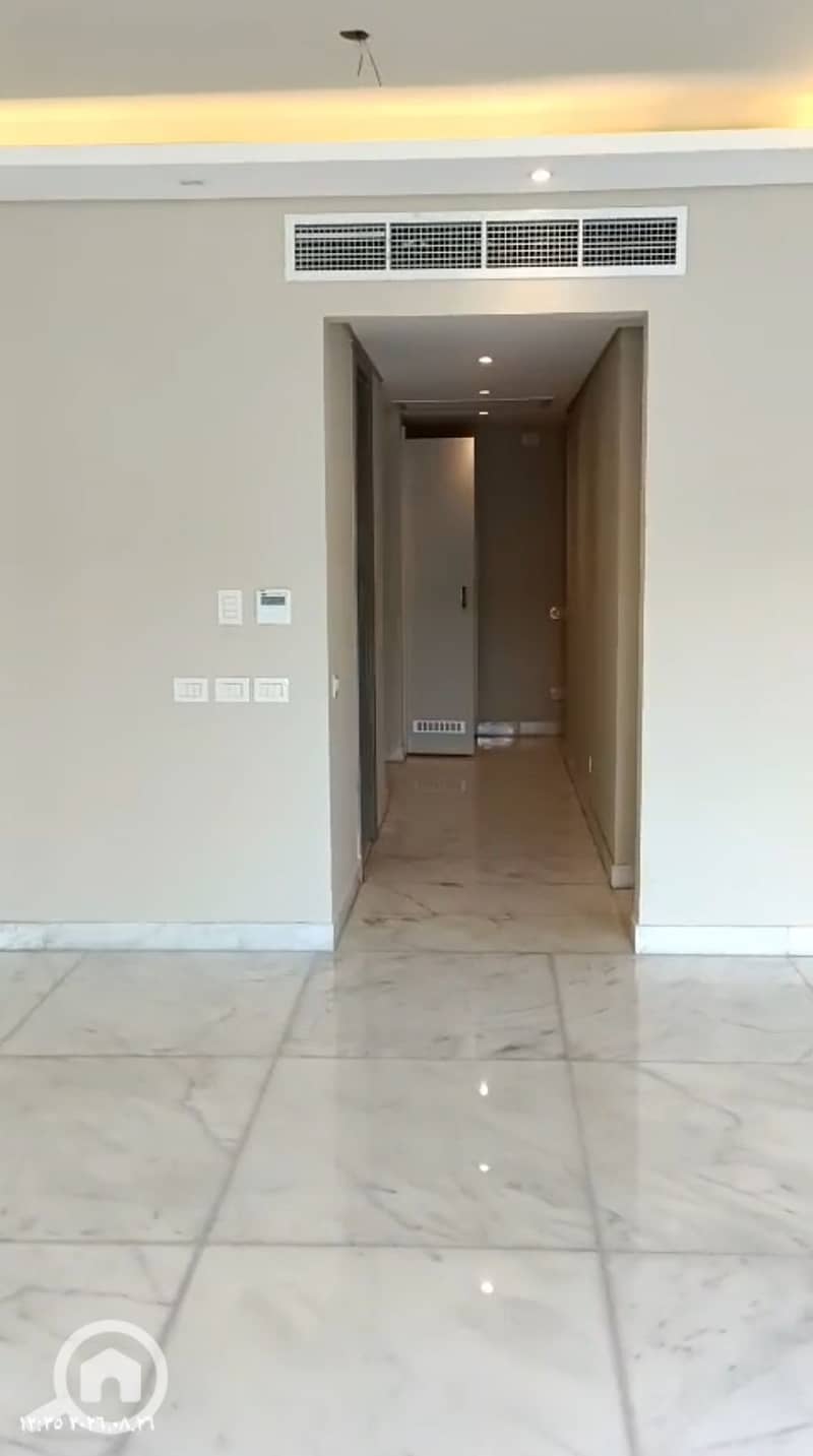 7 1001133598. jpg