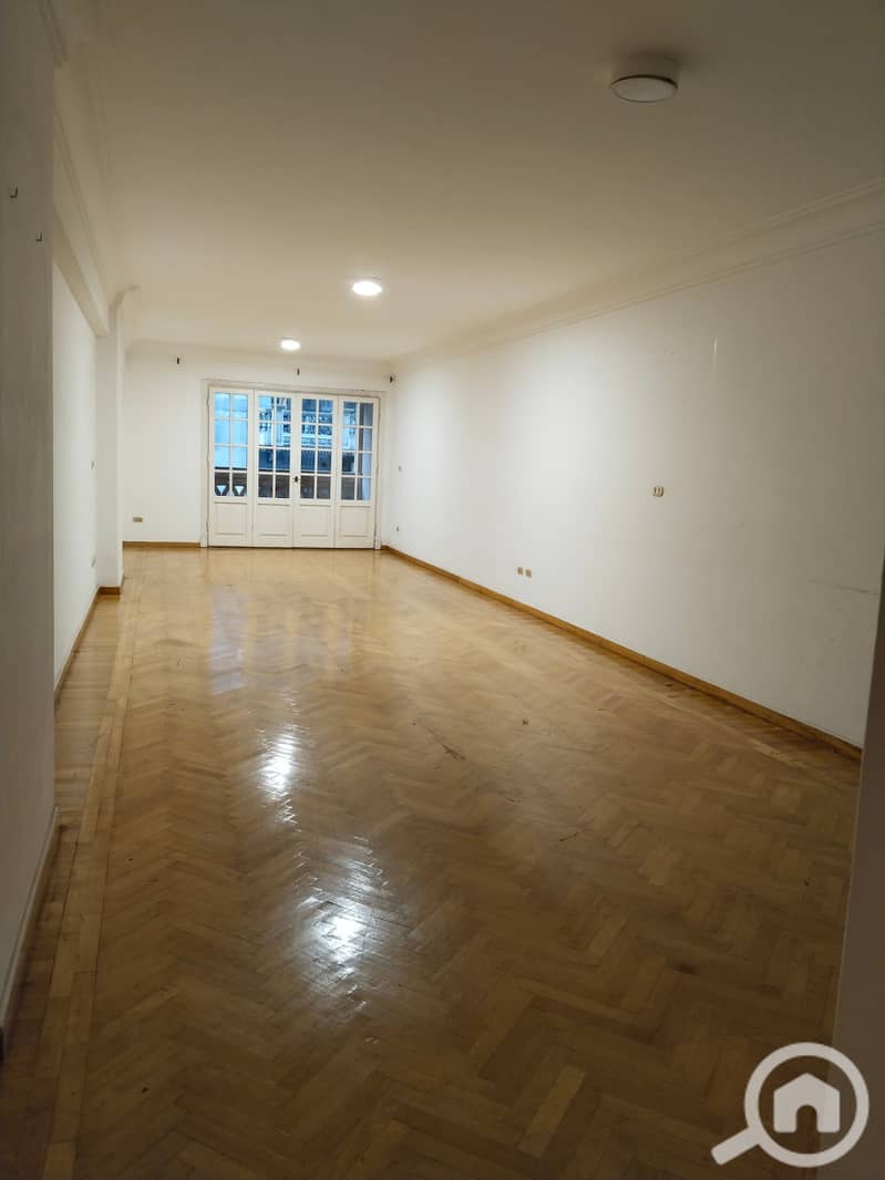 2 1000546155. jpg