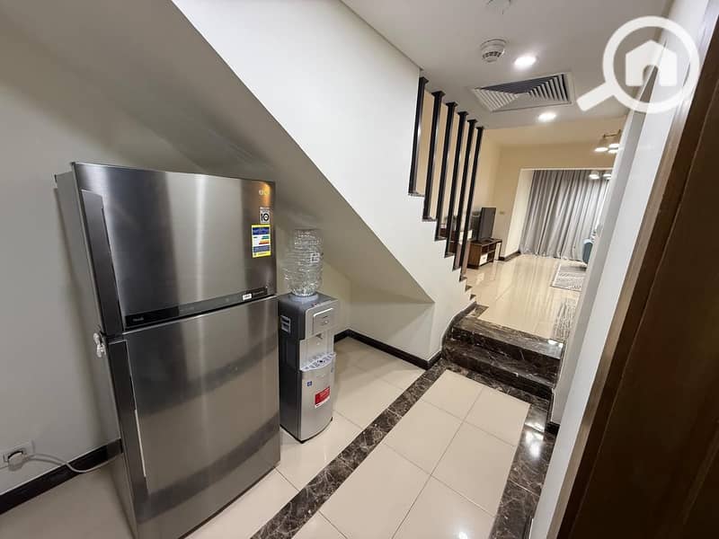 4 1eee7097-7957-4e5d-82b5-ab0bc23794cf. jpg