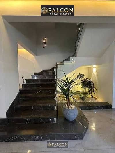 4 Bedroom Duplex for Sale in New Cairo, Cairo - TCK0G2kCwex1wa4u3Ih4DUFl5oSV2vn5M1Q9RLJd. jpg