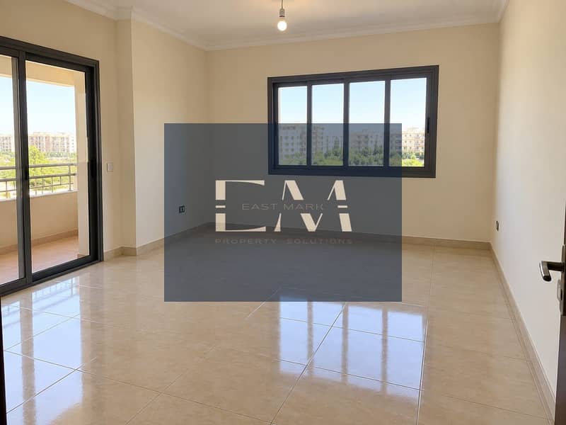 8 e463ed93-4cda-4ae6-a140-afd890048de5. jpg