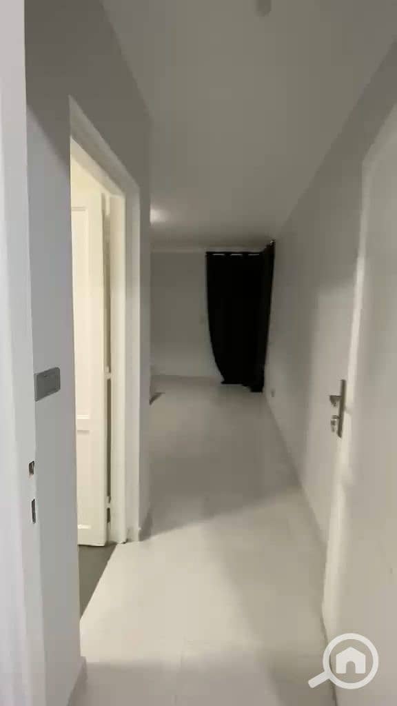 4 1001236781. jpg