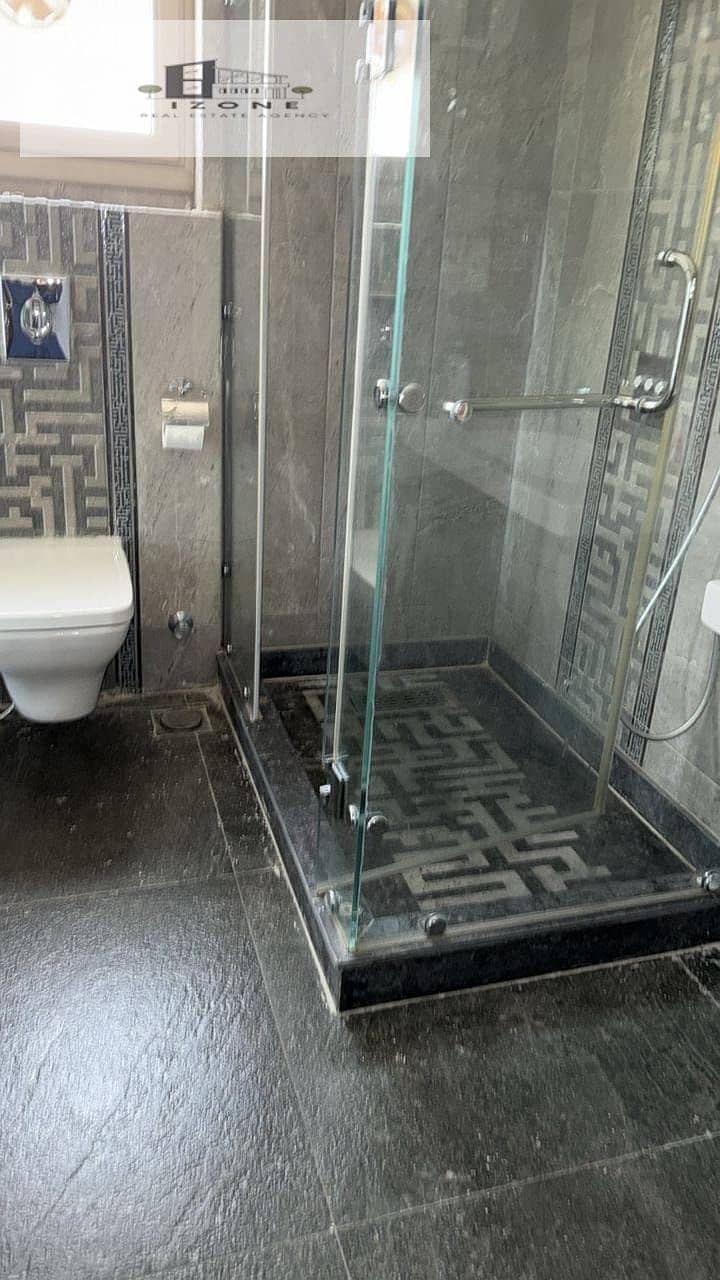 9 1000165876. jpg