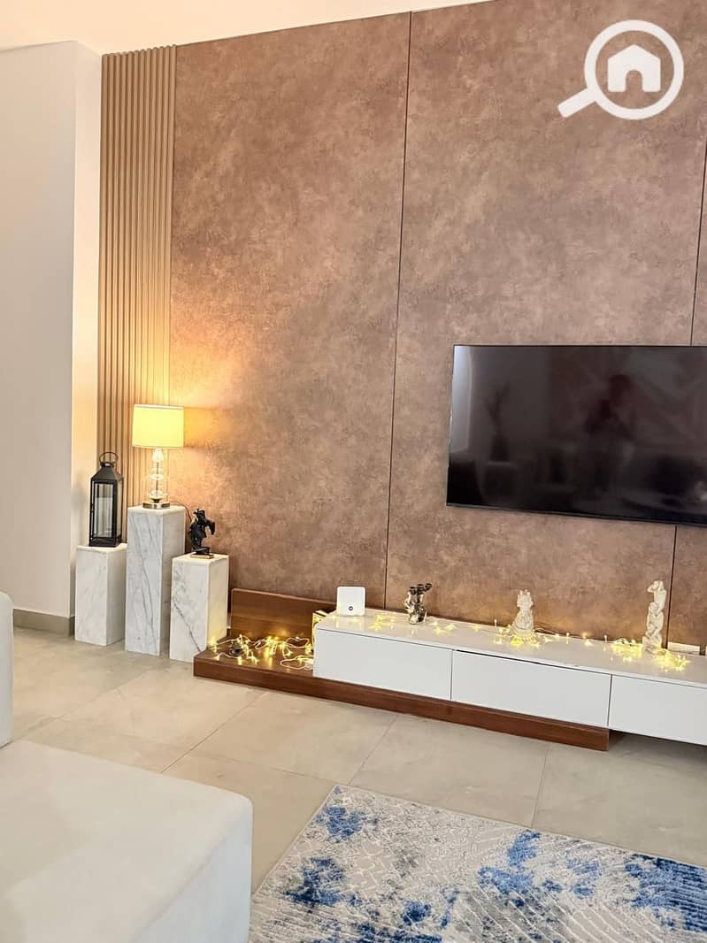 17 1000357512. jpg