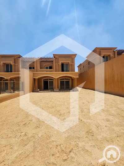 توين هاوس 4 غرف نوم للبيع في الشيخ زايد، الجيزة - Royal Meadows Arco 1. jpeg