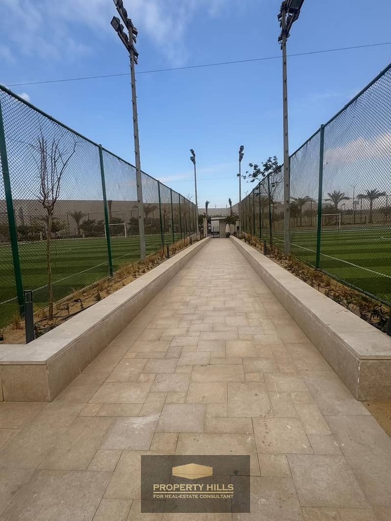 7 d7b2499f-cc3d-4479-9590-24c1b61eef3a. jpg