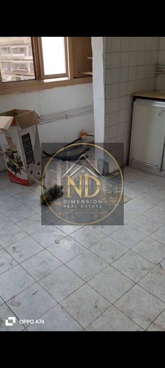 9 469796eb-ea66-4328-8827-8c01040489ec. jpg