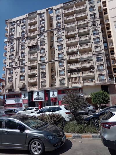 فلیٹ 3 غرف نوم للبيع في حي الشرق، بورسعيد - مباشر من المالك فلیٹ 3 غرف نوم للبيع في حي الشرق، بورسعيد - مباشر من المالك
