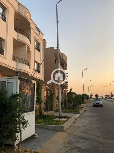 فیلا 10+ غرف نوم للايجار في مدينة الشروق، القاهرة - WhatsApp Image 2026-09-14 at 9.27. 37 AM (2). jpeg