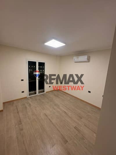 شقة 3 غرف نوم للايجار في 6 اكتوبر، الجيزة - WhatsApp Image 2026-09-14 at 15.41. 32 (2). jpeg