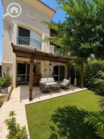 3 Bedroom Villa for Sale in 6th of October, Giza - Patio 6 12. jpeg