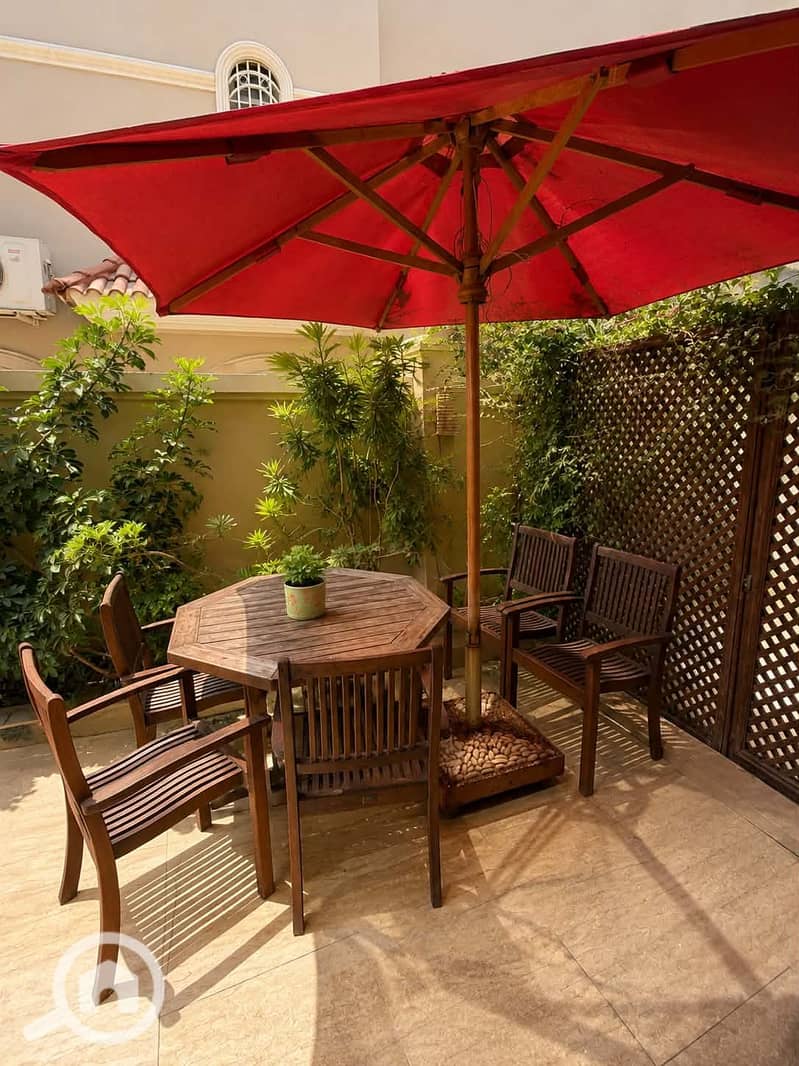 7 Patio 6 4. jpeg