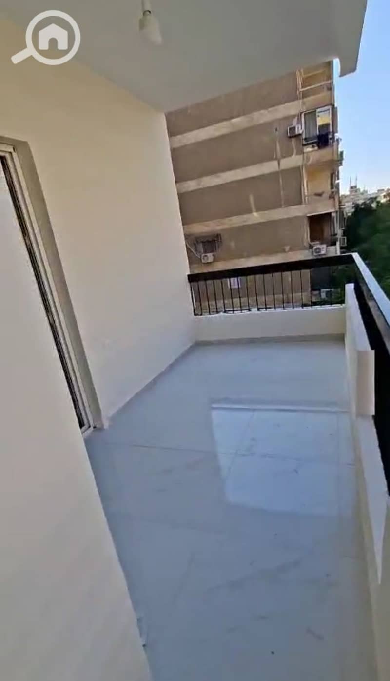 9 1000468185. jpg