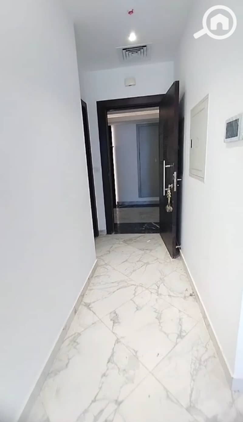 25 1000483627. jpg