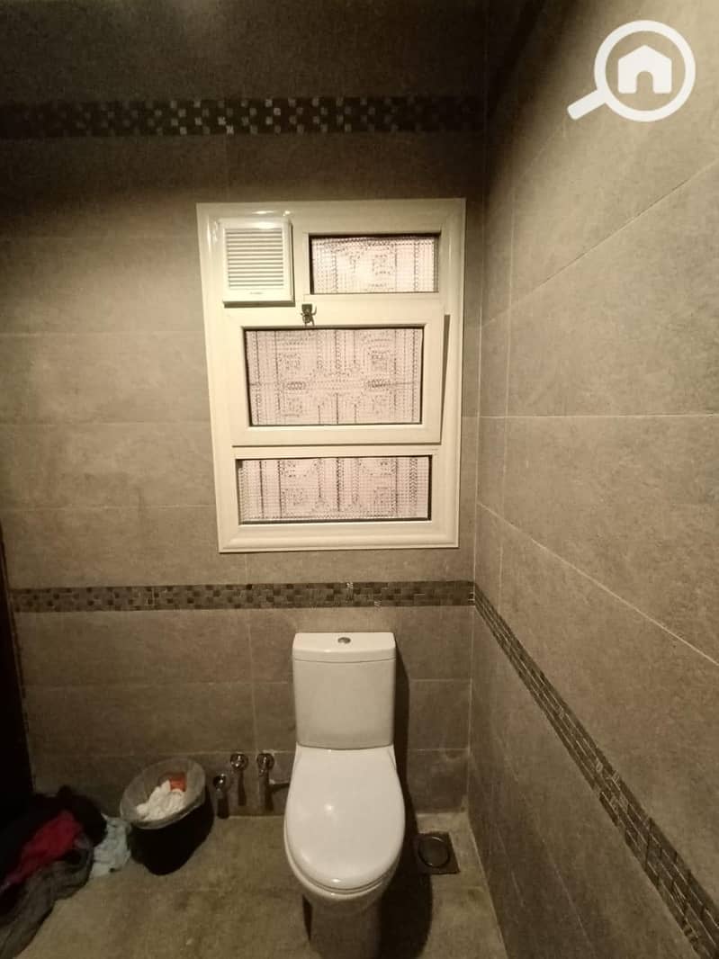 6 1001428295. jpg