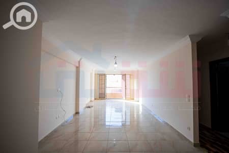 3 Bedroom Flat for Sale in Smoha, Alexandria - IMG_6762. jpg 3 Bedroom Flat for Sale in Smoha, Alexandria - IMG_6762. jpg