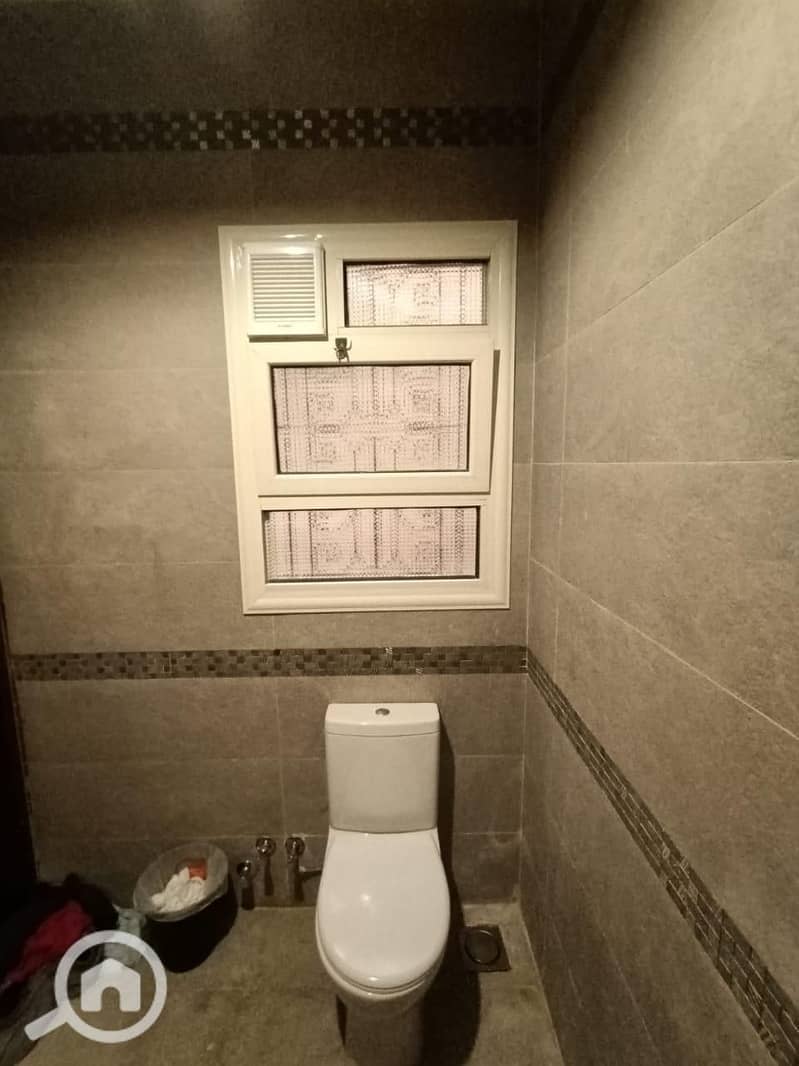 4 1000626869. jpg