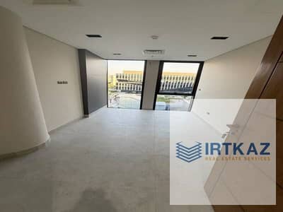 Office for Rent in New Cairo, Cairo - 098d7282-2b00-4773-834c-69e8fe6b0b3c. jpg