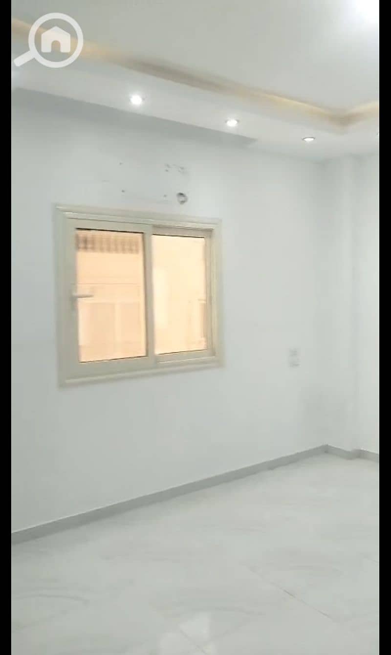 10 8738. png