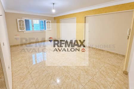 3 Bedroom Flat for Sale in Bolkly, Alexandria - 1. jpg