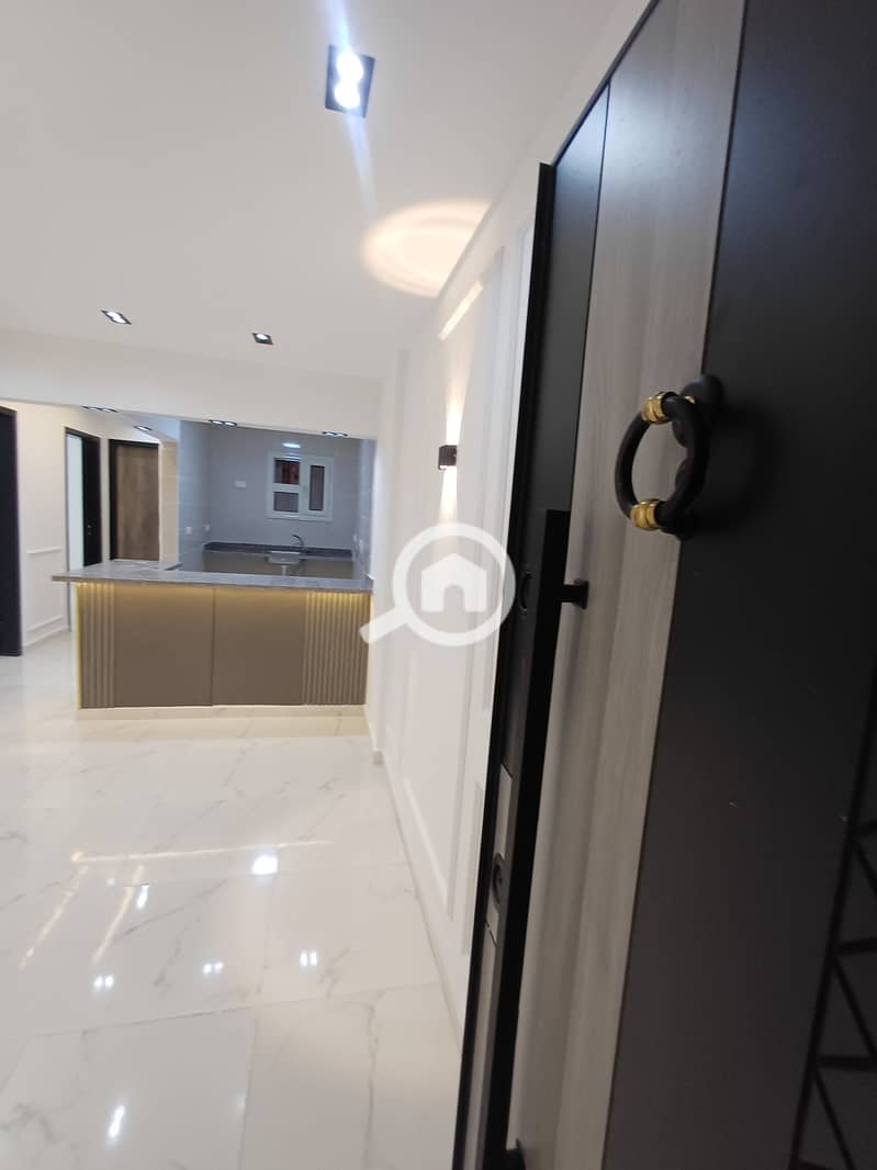 6 1000858213. heic